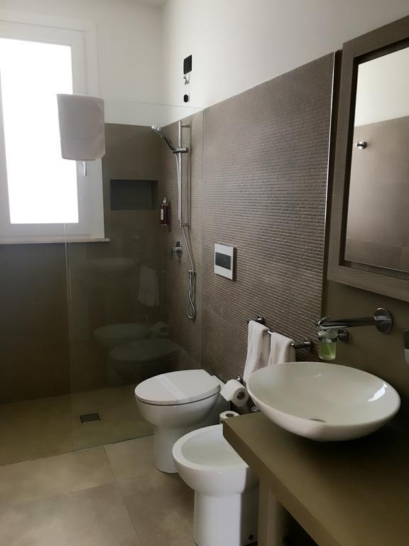 Double Room,642481323:JPEG